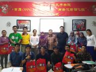 OPPO公司是中国著名的手机制造公司，近年进军海外市场，在印尼建有大型公司，影响力较大。此次培训班旨在为当地中资企业培养更多懂汉语的印尼本土专用型人才。这是哈山努丁大学孔子学院建院以来首次与当地中资企业合作开办汉语专项培训班。